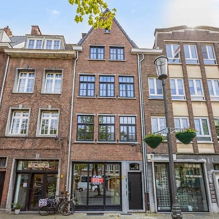Апартаменты Vrijdagmarkt By Lit D'Art Антверпен Экстерьер фото